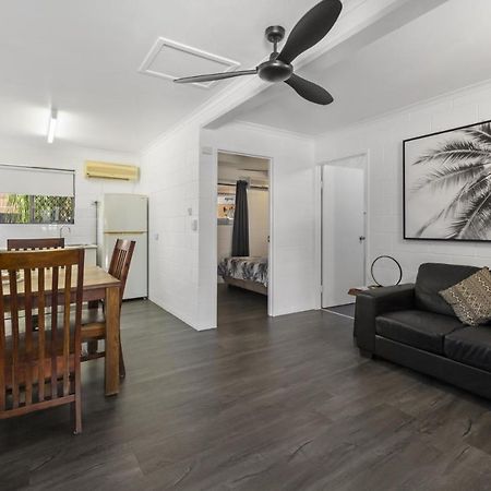Motel On Mitchell Townsville Bagian luar foto