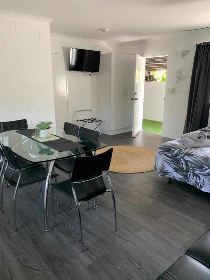 Motel On Mitchell Townsville Bagian luar foto
