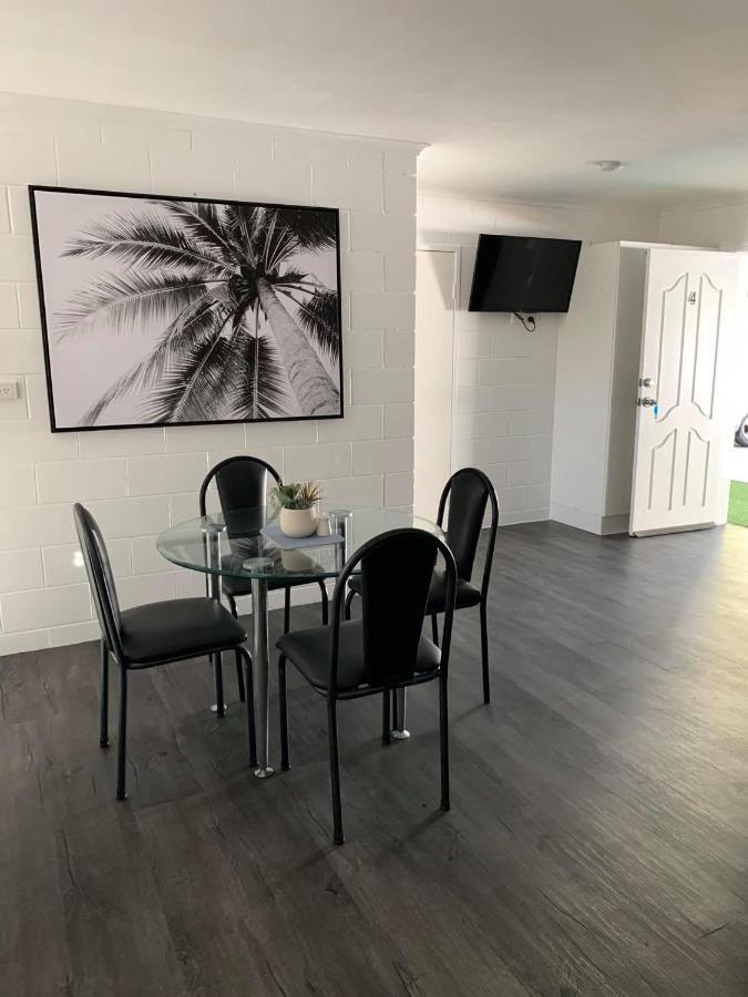 Motel On Mitchell Townsville Bagian luar foto