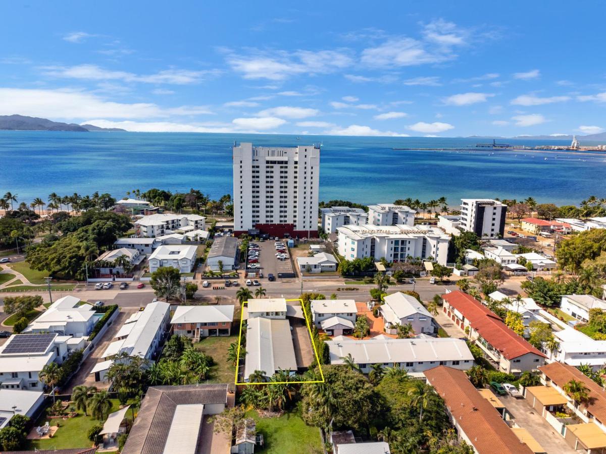 Motel On Mitchell Townsville Bagian luar foto