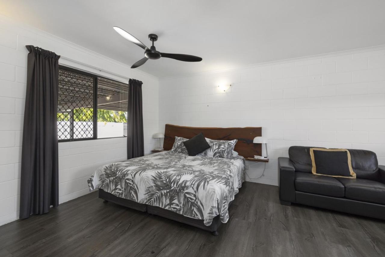 Motel On Mitchell Townsville Bagian luar foto